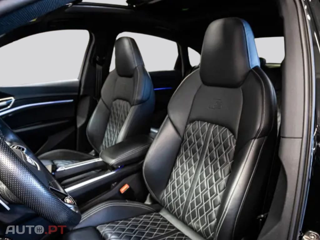 Audi E-Tron I.V.A DEDUTIVEL S BLACK