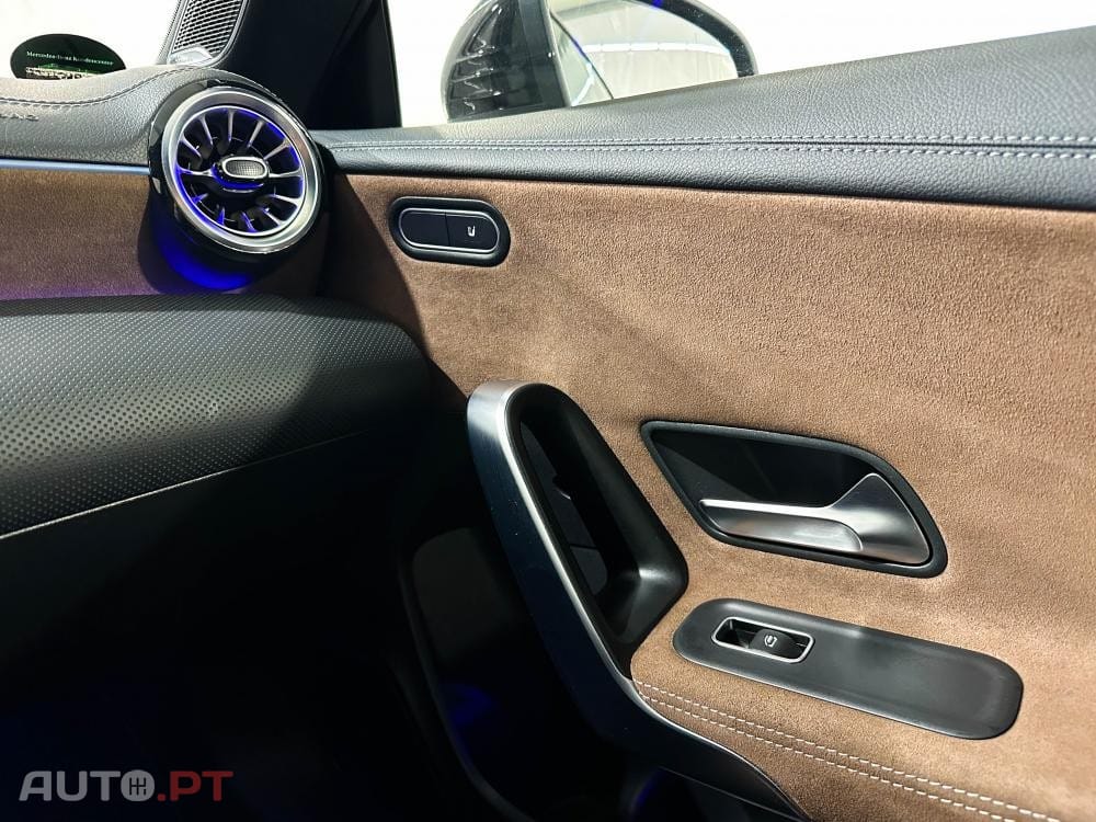 Mercedes-Benz CLA 200 7G-DCT AMG Line Advanced Plus