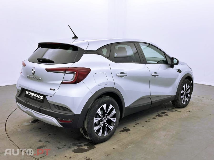Renault Captur 1.6 E-Tech Full Hybrid Evolution
