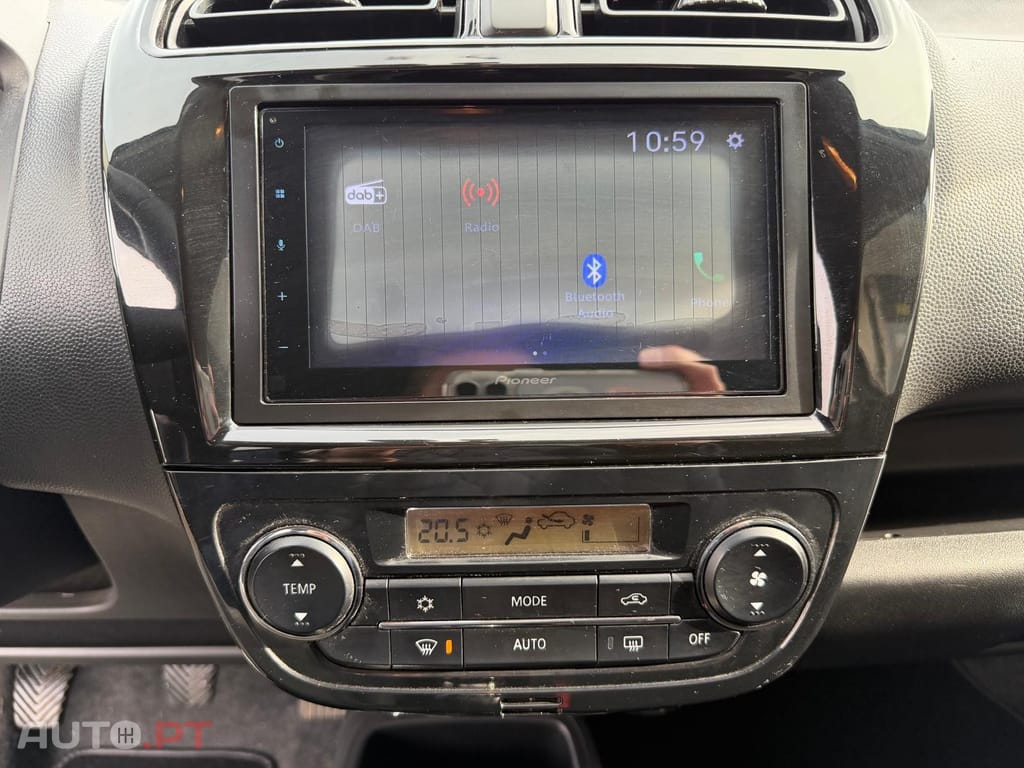 Mitsubishi Space Star 1.2 Intense Connect Edition