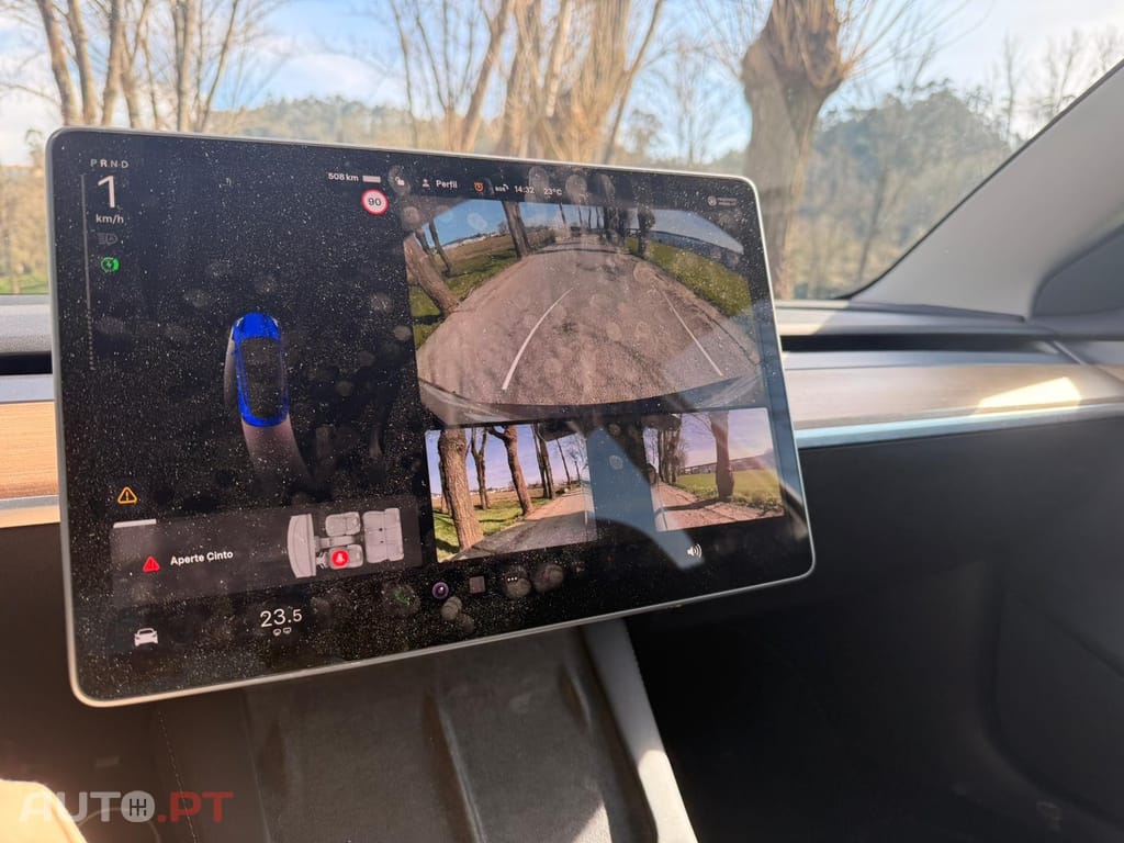 Tesla Model 3 Long-Range Dual Motor AWD