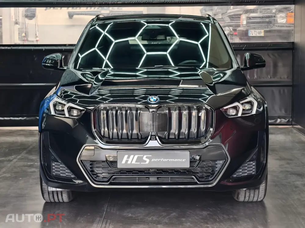 BMW iX1 xDrive30 Pack Desportivo M