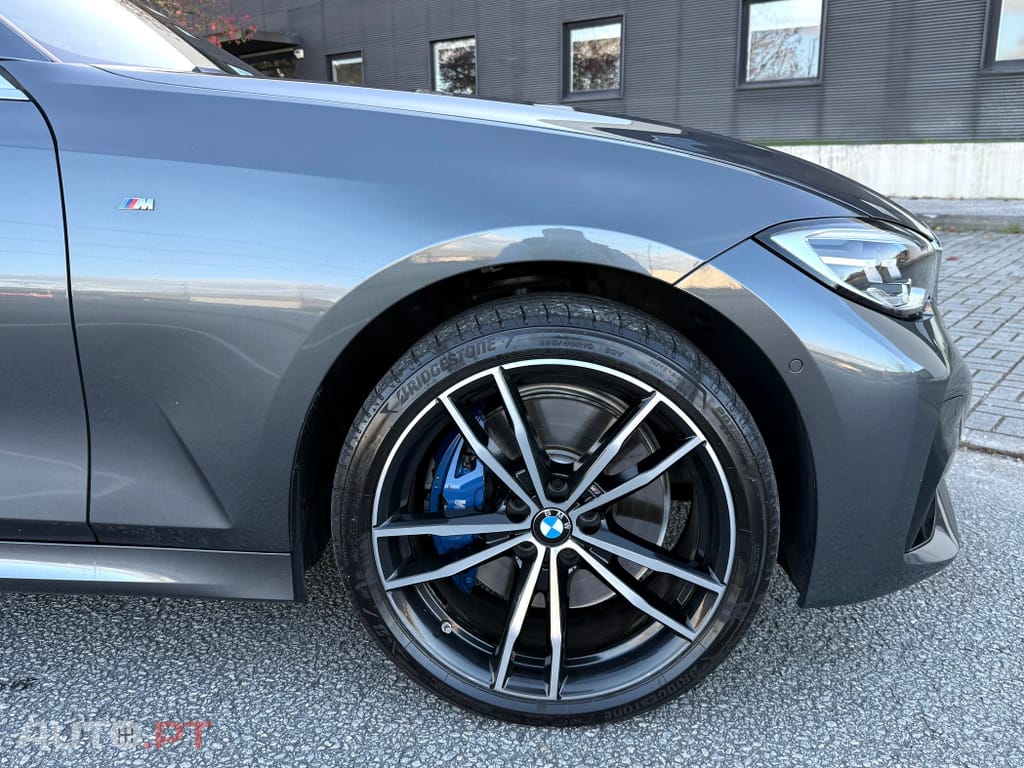 BMW 330 e Touring Pack M Auto