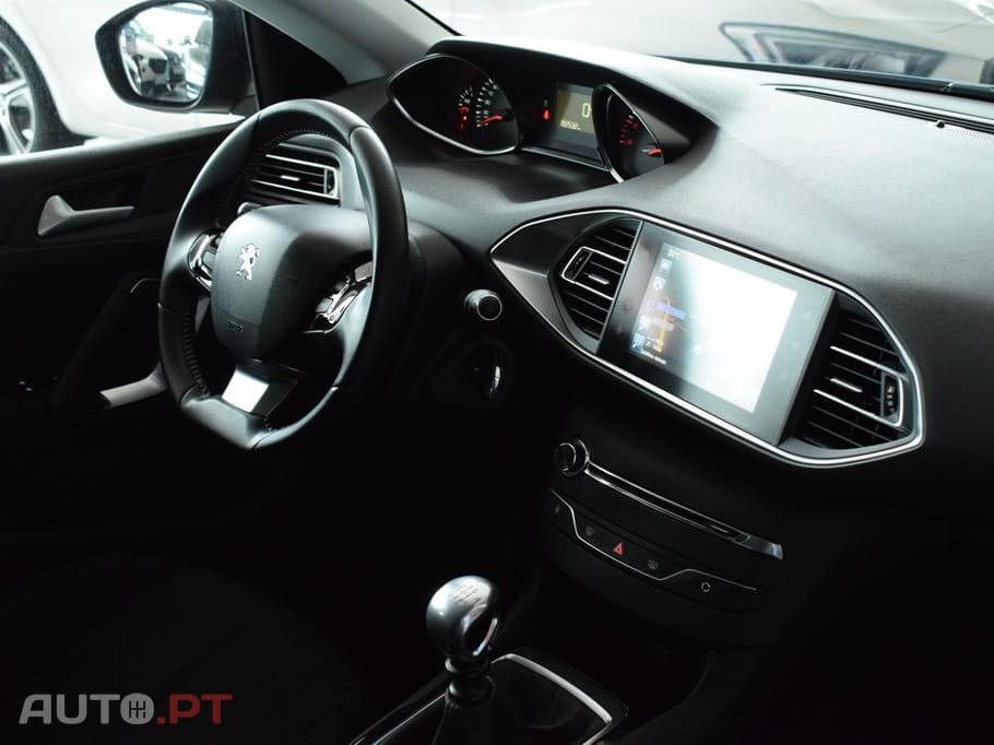 Peugeot 308 1.6 e-HDi Allure J17