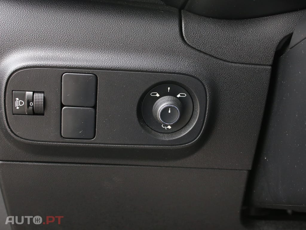 Citroen C3 1.2 PureTech Shine EAT6