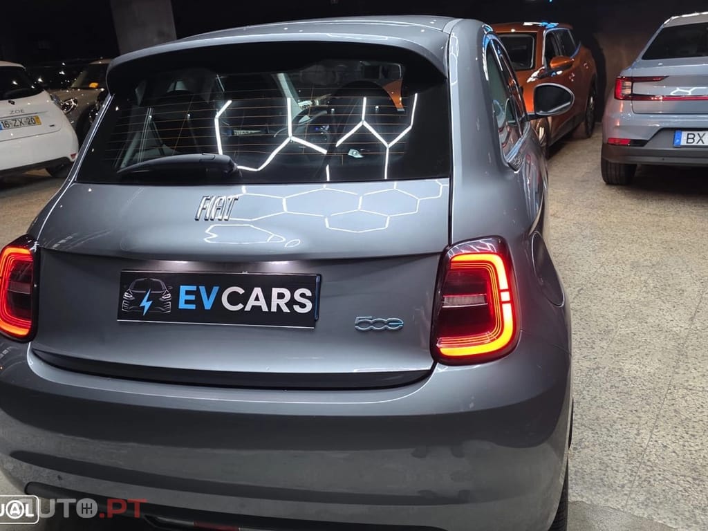 Fiat 500e 42 kWh Icon