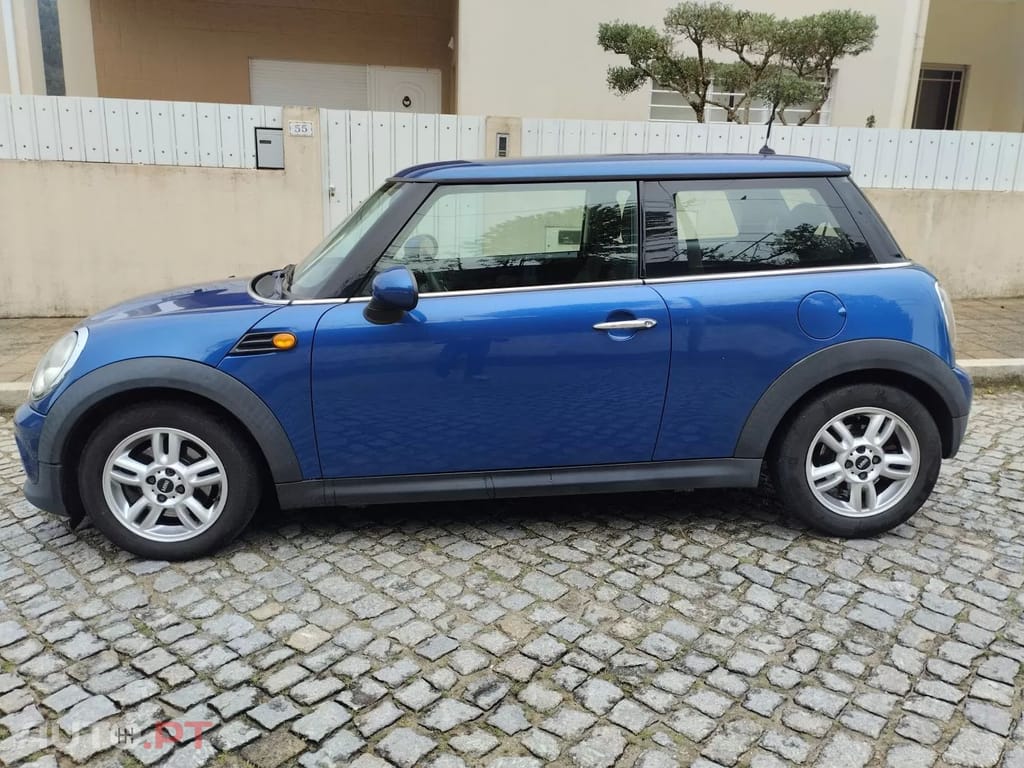MINI Cooper One D