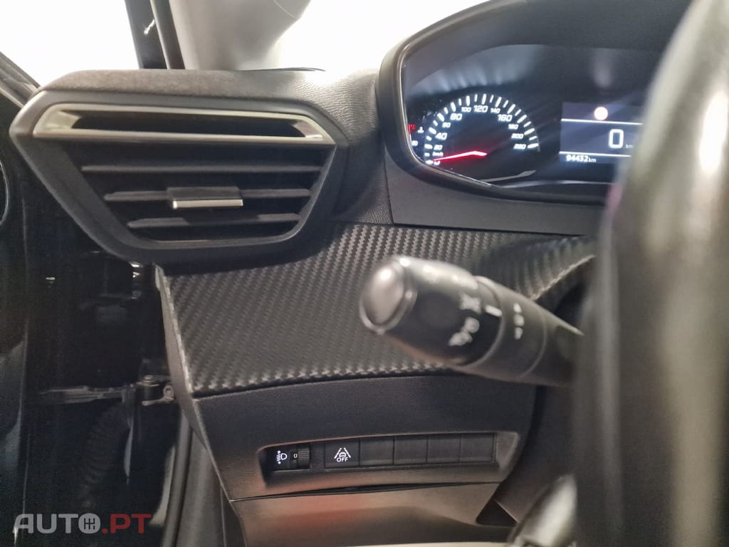 Peugeot 208 1.5 BLUEHDI 100CV ACTIVE