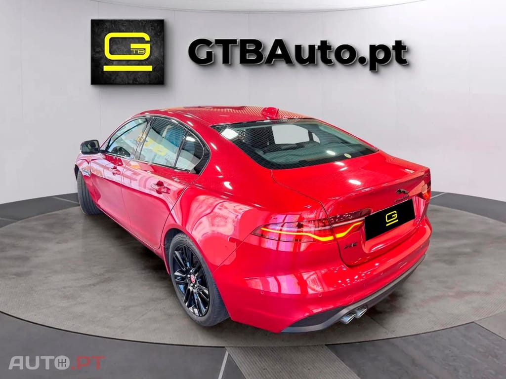 Jaguar XE 200d R Dynamic RED 