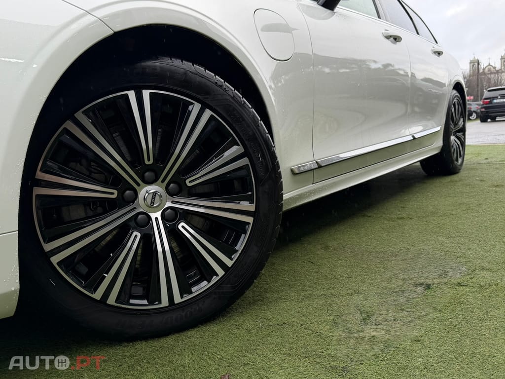 Volvo V90 2.0 T8 PHEV Inscription AWD
