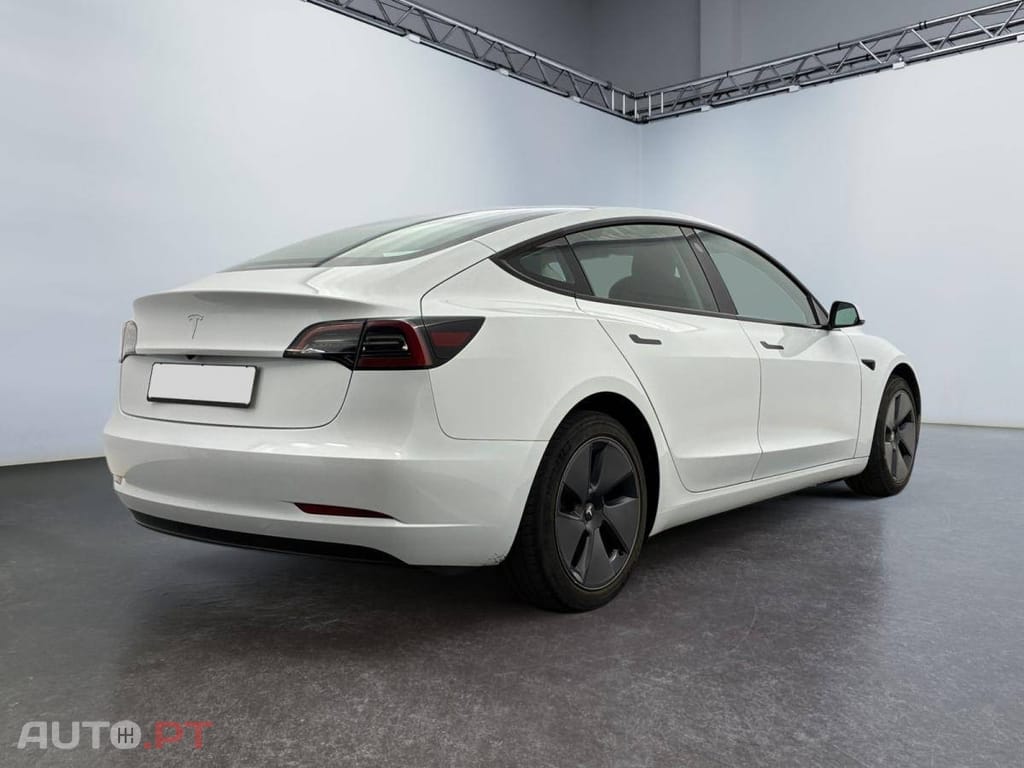 Tesla Model 3 Standard RWD Plus