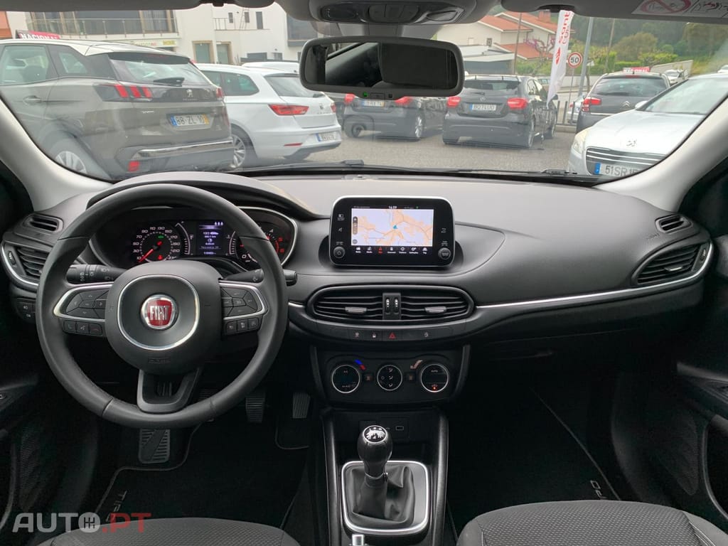 Fiat Tipo 1.3 M-Jet Easy