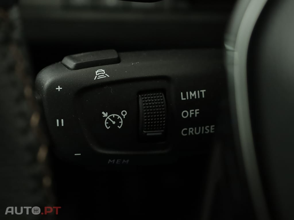 Peugeot 3008 3008 1.2 Hybrid Allure Pack e-DCS6