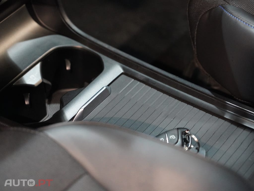 MG MG4 64 kWh Luxury