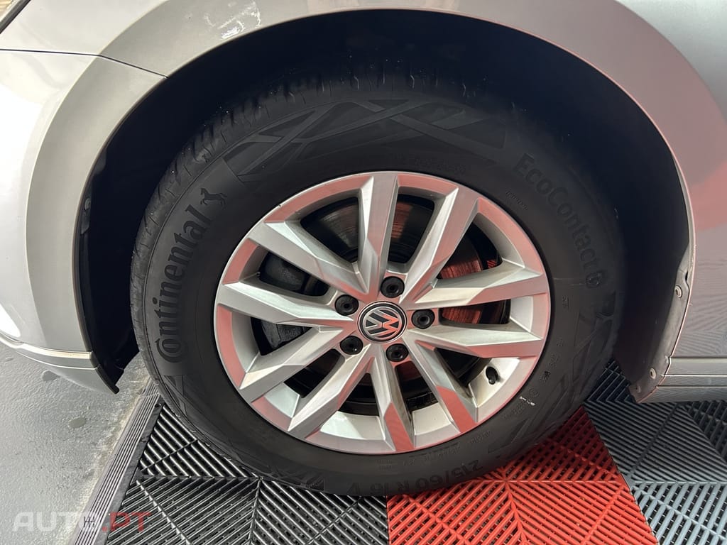 Volkswagen Passat Variant 1.6 TDI Confortline DSG