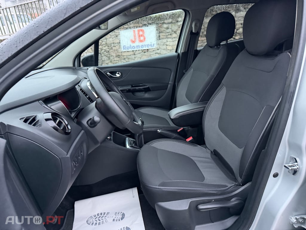 Renault Captur 0.9 TCE Exclusive