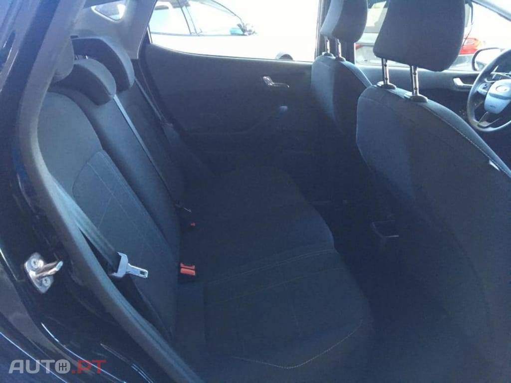 Ford Fiesta 1.1 Ti-VCT Business