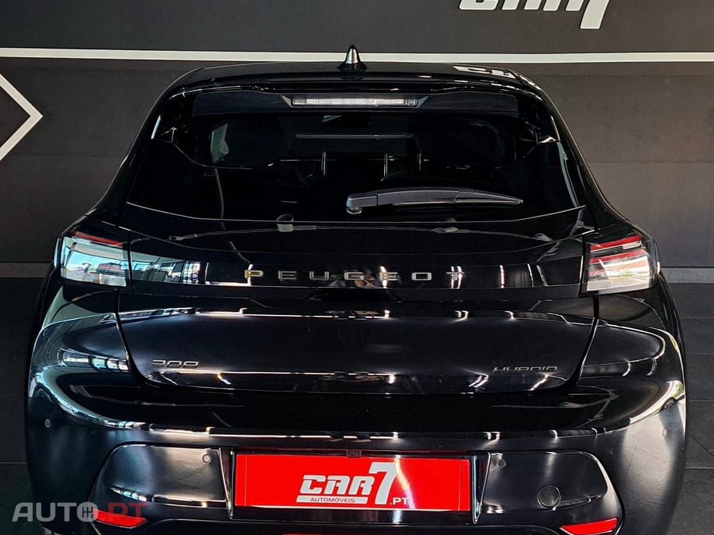 Peugeot 208 1.2 Hybrid Allure e-DCS6