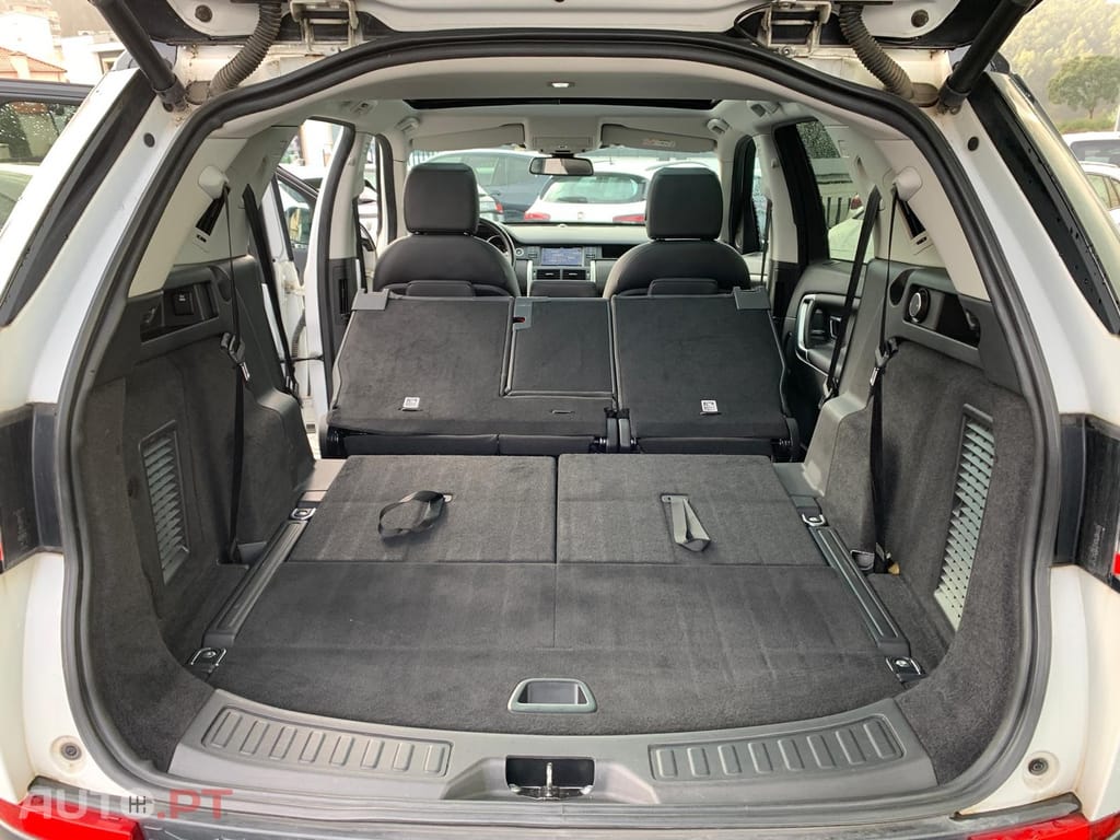 Land Rover Discovery Sport 2.0 TD4 HSE Luxury 7L Auto