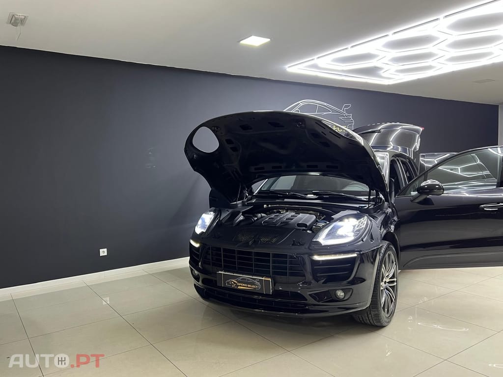 Porsche Macan S