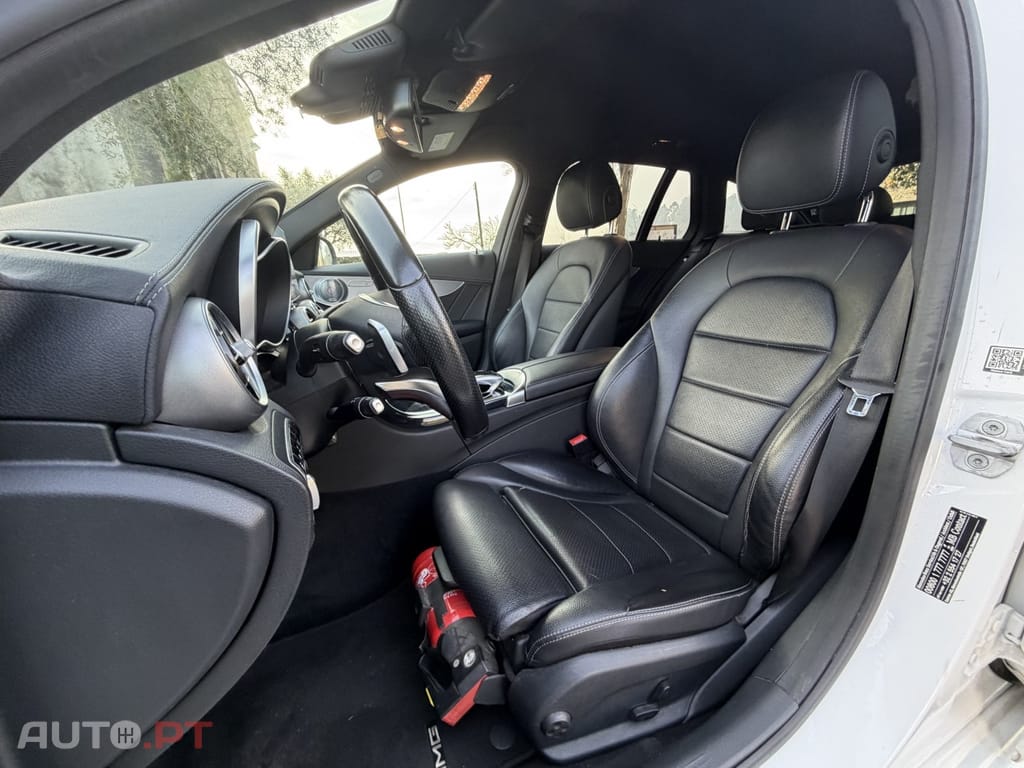 Mercedes-Benz C 300 de AMG Line