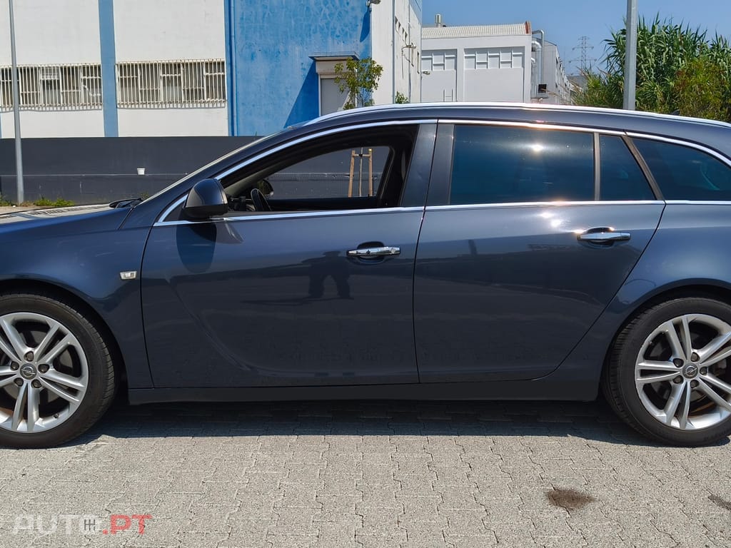Opel Insignia 2.0 TDCi Sports Tourer - 10