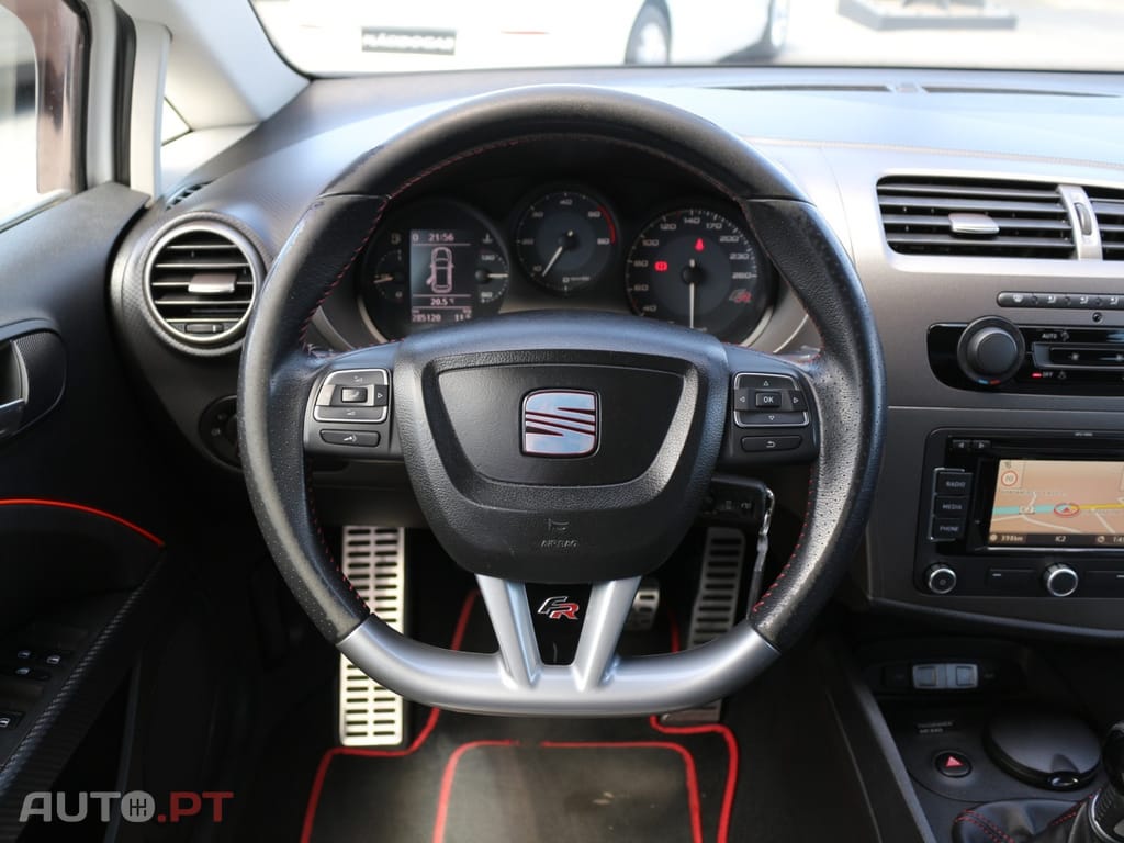 Seat Leon 2.0 TDI FR 18 Tiago Monteiro