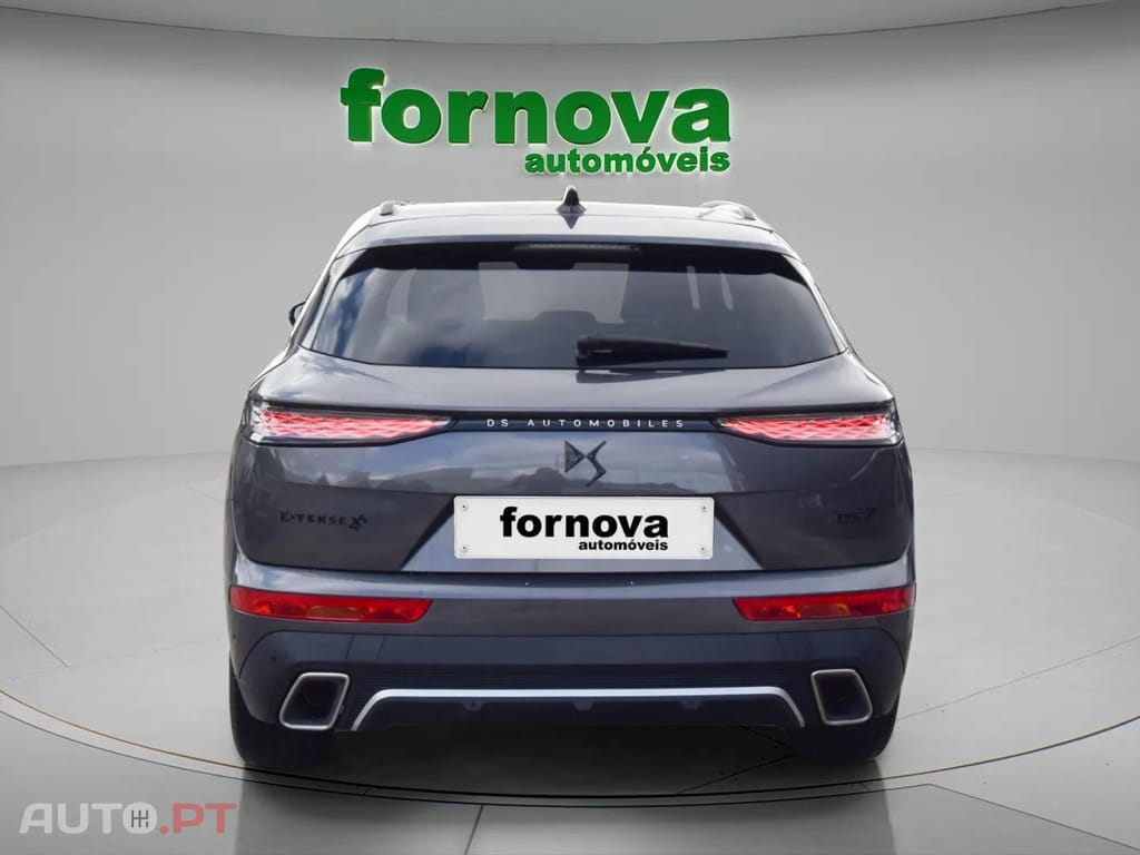 DS DS7 E-Tense 4x4 Performance Line +