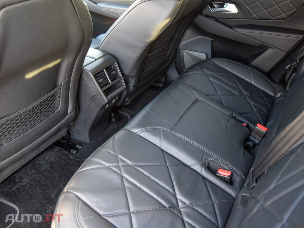 DS DS7 Crossback E-Tense SE Ligne Noire EAT8