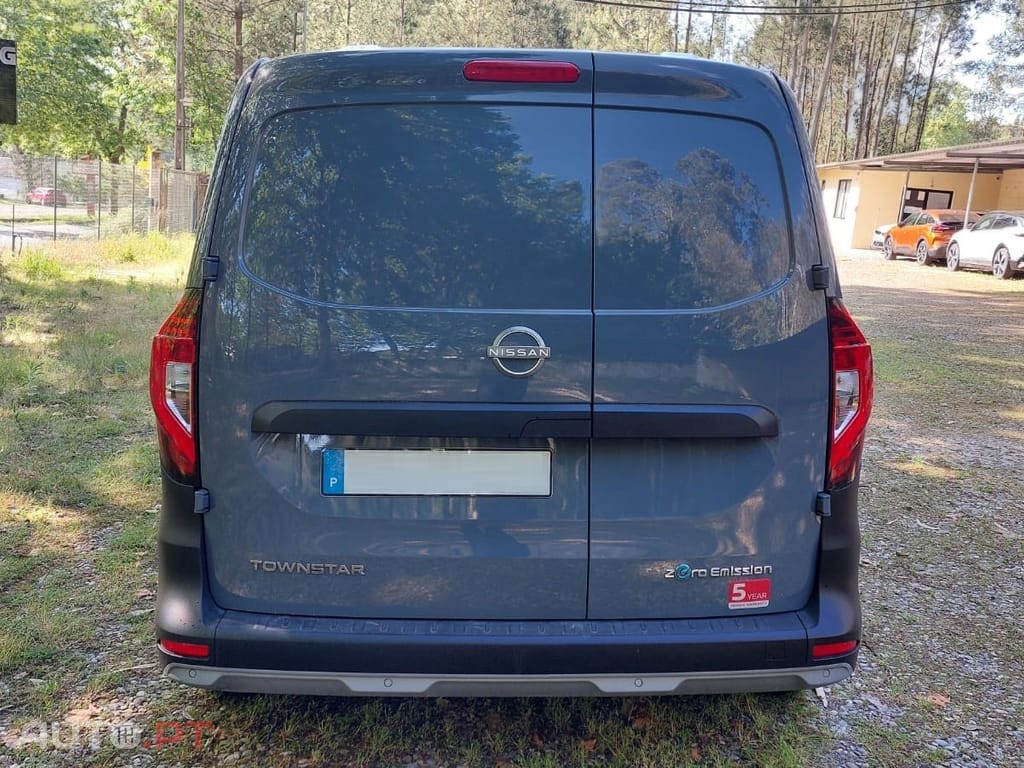 Nissan Townstar EV 45KWH 3L