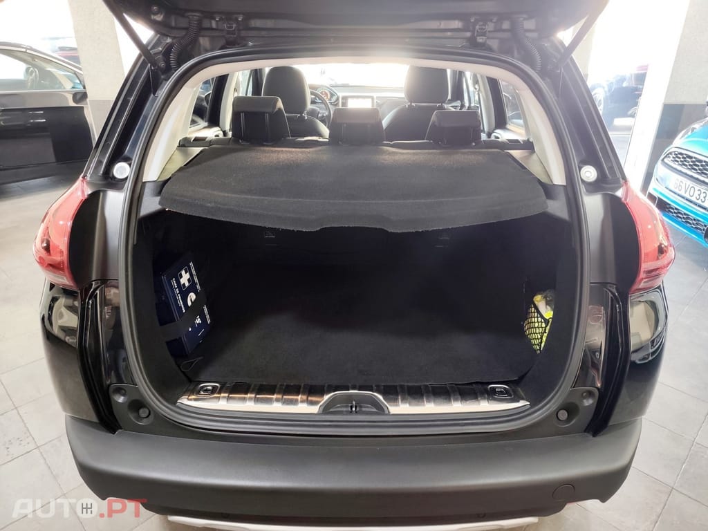 Peugeot 2008 1.6 BlueHDi Crossway
