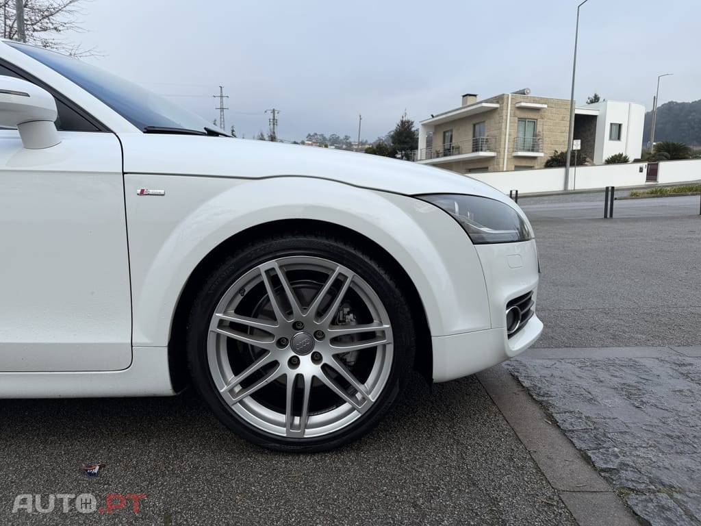 Audi TT 1.8 TFSI S-line