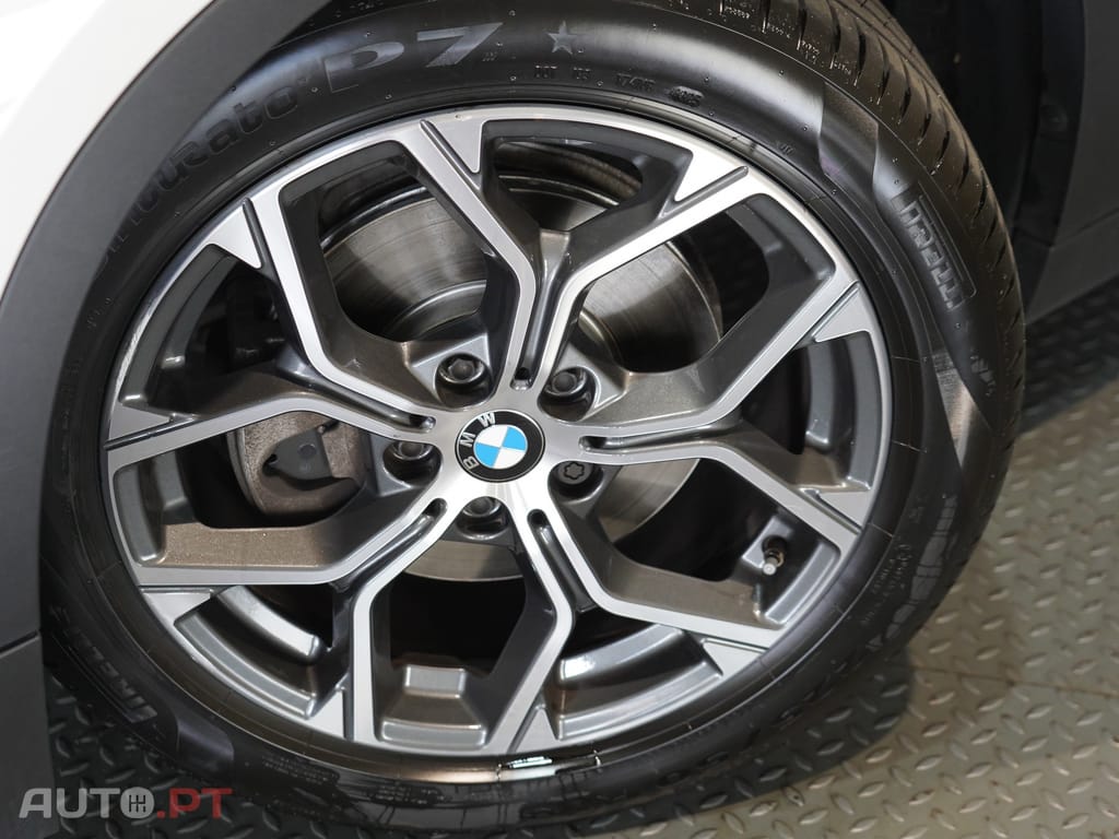 BMW X2 18 i sDrive Auto