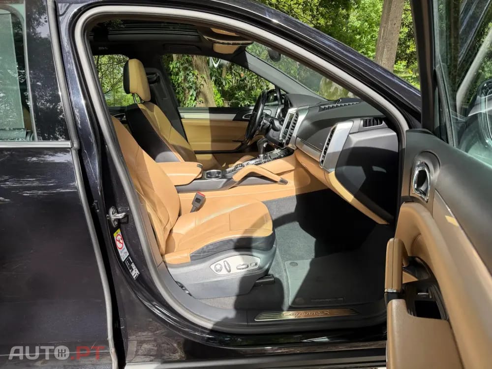 Porsche Cayenne S E-Hybrid Platinum Edition