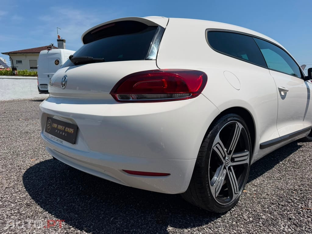Volkswagen Scirocco 2.0 TDi Sport DSG