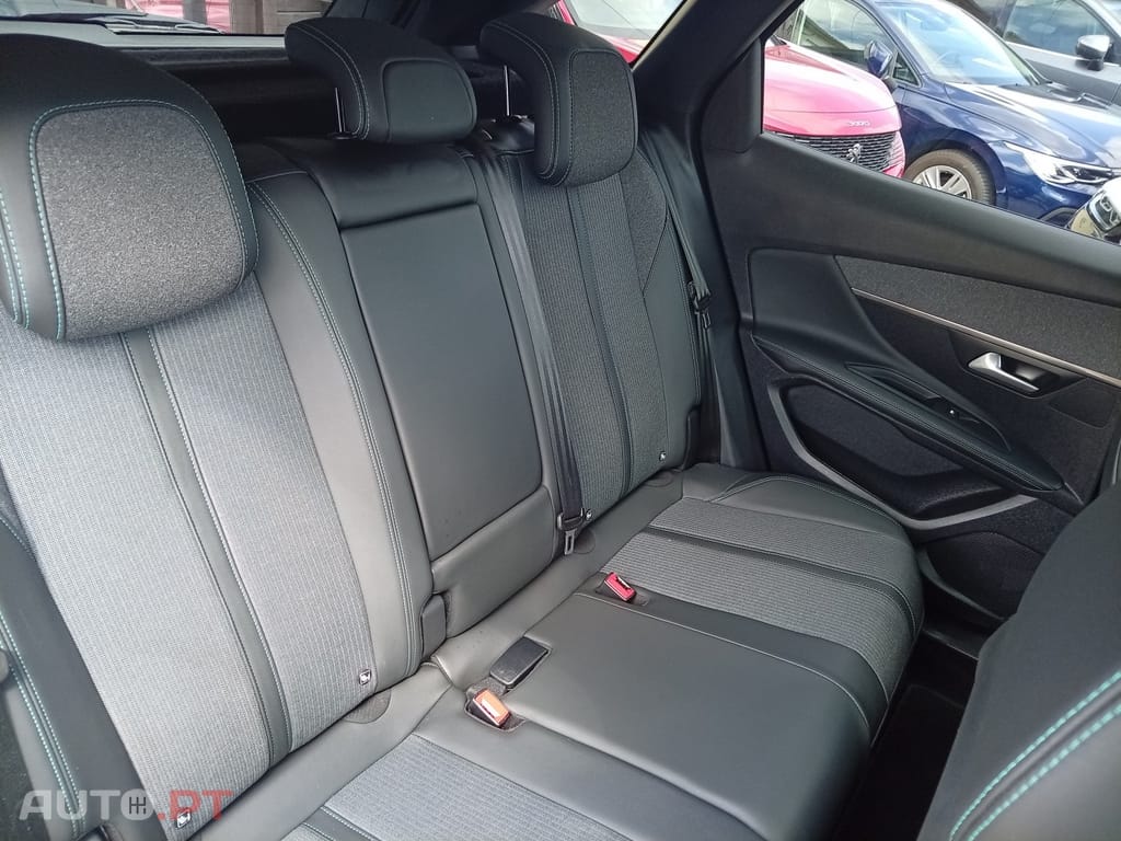 Peugeot 3008 1.5 BlueHDi Allure EAT8