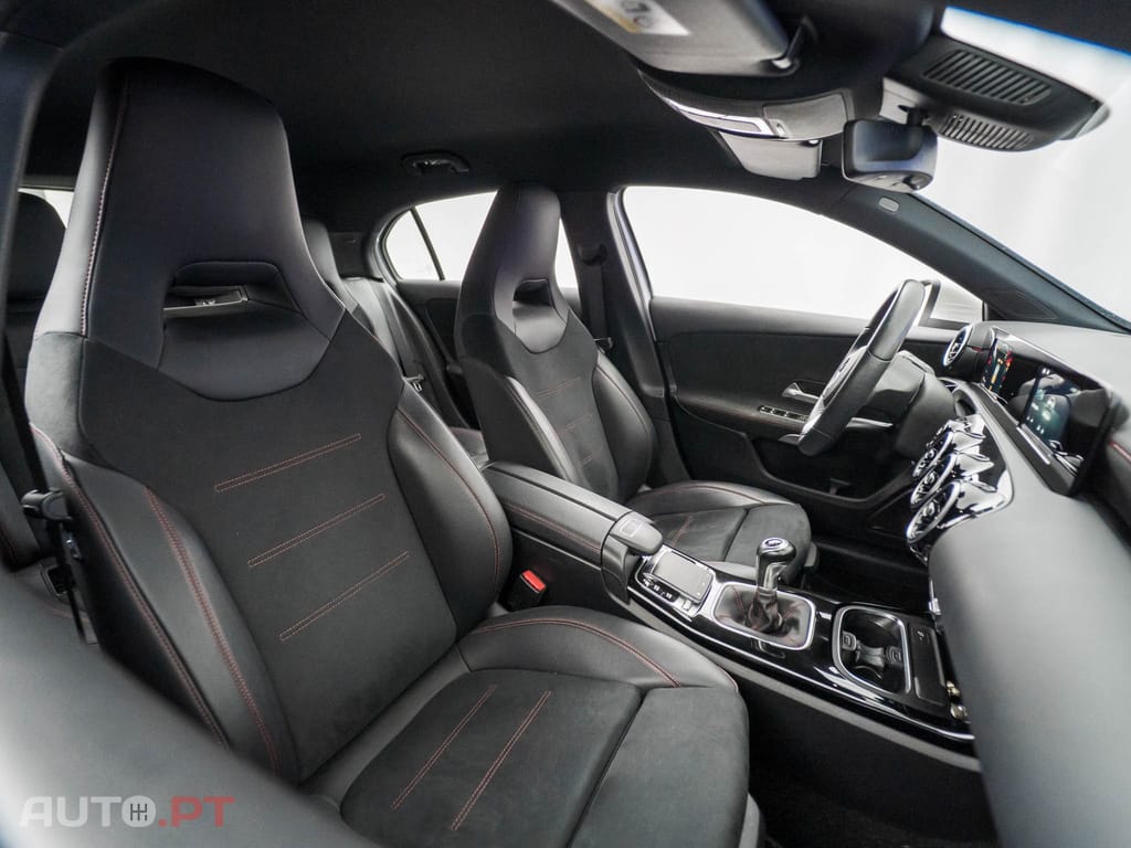 Mercedes-Benz A 180 d AMG Line