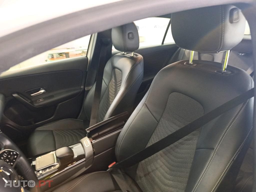 Mercedes-Benz A 250 e Style Plus