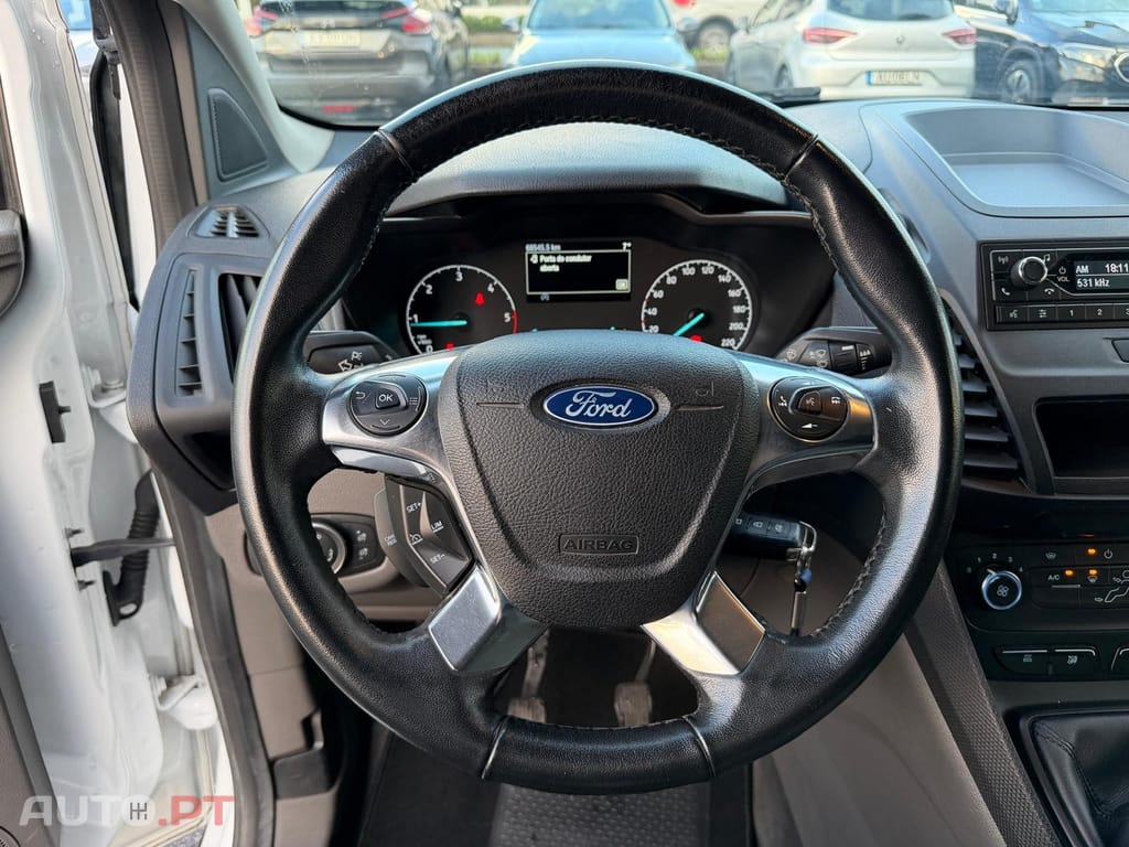 Ford Tourneo Grand 1.5 TDCi Active