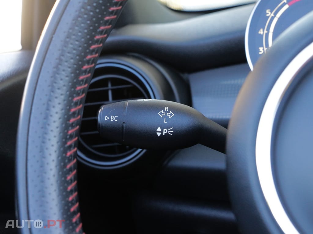 MINI Cabrio Cooper Premium First JCW Auto