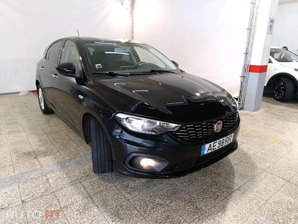 Fiat Tipo 1.3 M-Jet Lounge
