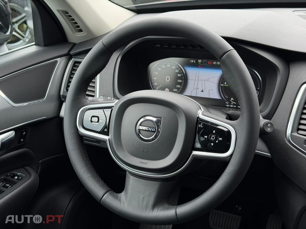 Volvo XC90 2.0 T8 PHEV Inscription Expression AWD