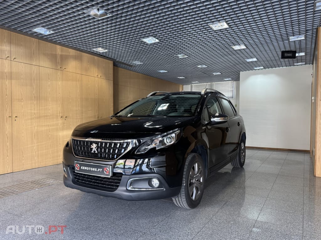 Peugeot 2008 1.2 PureTech Style