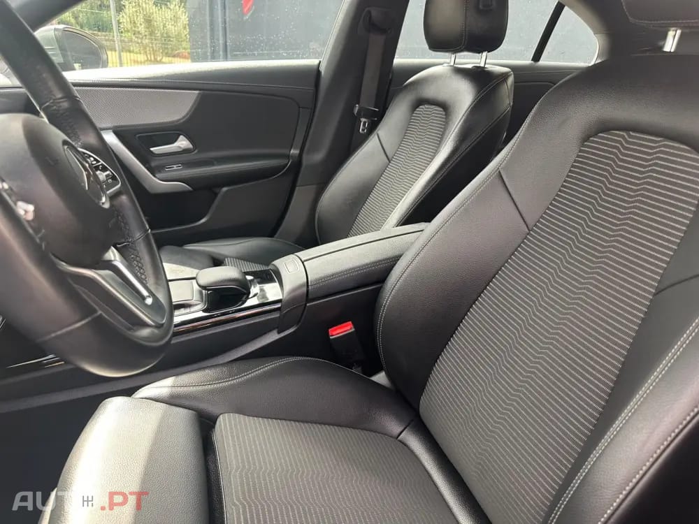Mercedes-Benz CLA 180 Cla 180d  Aut.