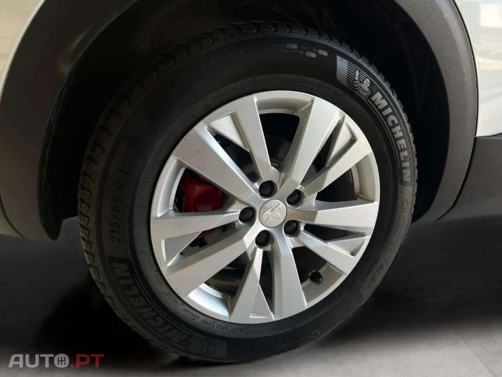 Peugeot 3008 1.2i Executive