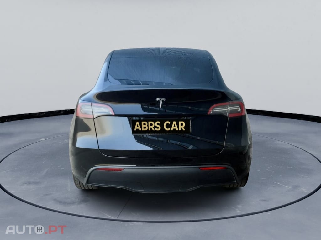 Tesla Model 3 Standard Range Plus RWD