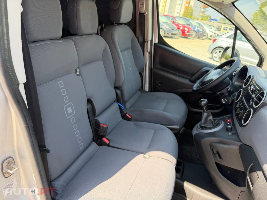 Citroen Berlingo 1.6 HDI 3LUG c/ GPS e AC