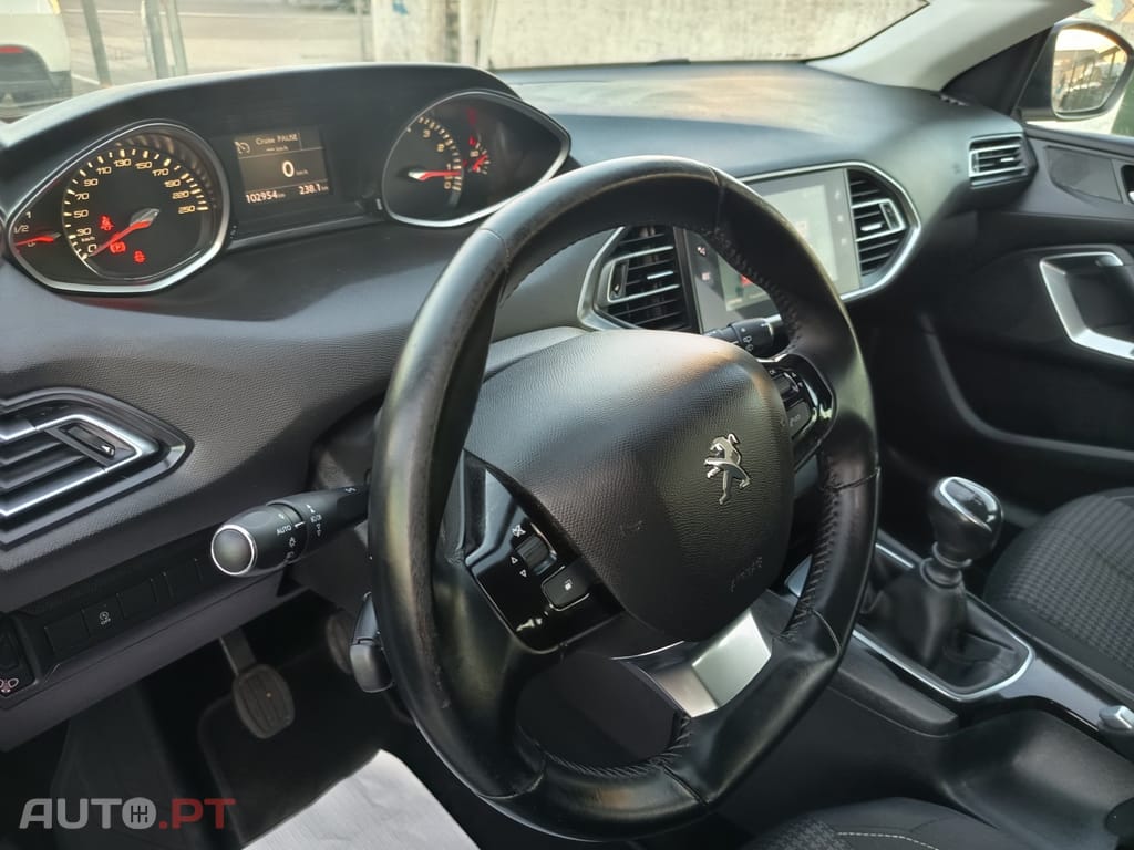 Peugeot 308 SW 1.2 PureTech Style