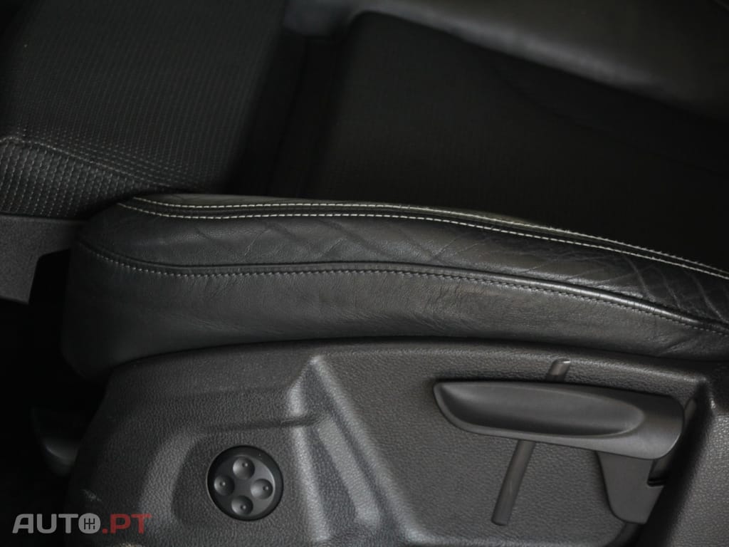 Audi Q5 3.0 TDi quattro S-line S-tronic