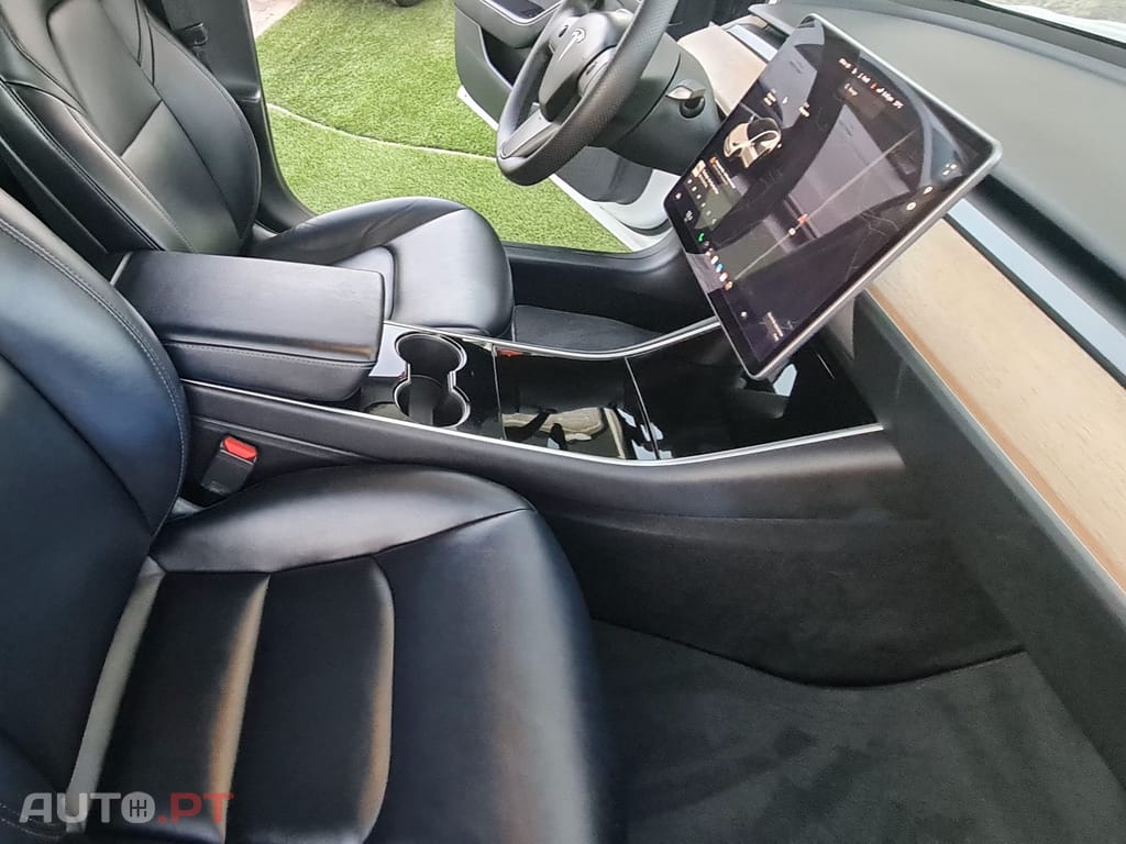 Tesla Model 3 Tração Traseira Premium